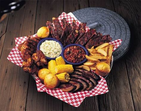 Famous Dave's American BBQ Feast in #SeattleSouthside Bbq Party Menu, Bbq Dinner Party, Bbq Feast, Bbq Platter, Bbq Party Food, American Bbq, Barbeque Party, Bbq Burgers, Bbq Dinner