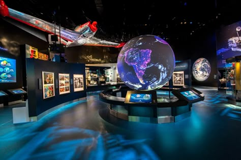 National Air and Space Museum to reopen eight renovated galleries Astronomy Museum, Museum Flooring, Science Gallery, Smithsonian Museum, Interactive Display, Space Astronomy, Space Museum, Museum Displays, Air And Space Museum