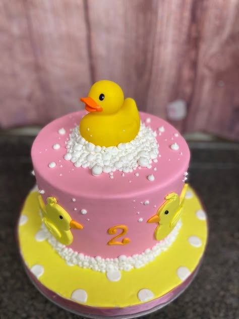 Rubber Duck Cupcakes, Pink Duck Birthday Party, Rubber Duck Cake Ideas, Rubber Duck Smash Cake, Duck Themed 3rd Birthday, 2nd Birthday Duck Theme, Rubber Ducky Birthday Party Girls Pink, Rubber Duckie Cake, Rubber Duck Cake Birthday