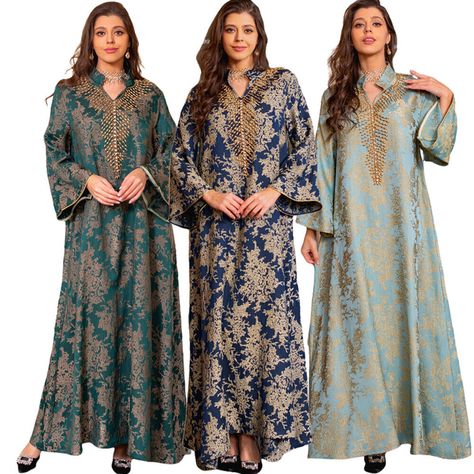 Turkey Women Fashion, Arabic Fashion Women, Abaya Aesthetic, Modern Abaya Style, Moroccan Kaftan Dress, Islamic Fashion Dresses, Long Kaftan Dress, Hijab Dress Party, Arabian Dress