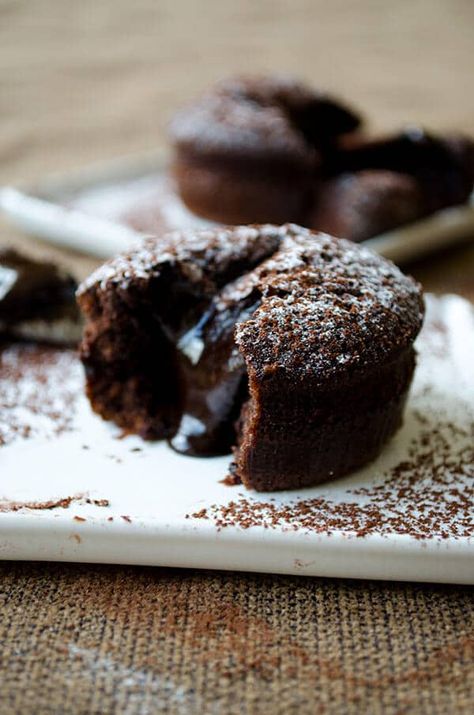 Molten chocolate Lava Cake Lava Cake Aesthetic, Brownies With Coconut, Cupcake Brownies, Molten Chocolate Lava Cake, Donut Dessert, Molten Lava Cakes, Cake Aesthetic, Brownie Cupcakes, Molten Chocolate