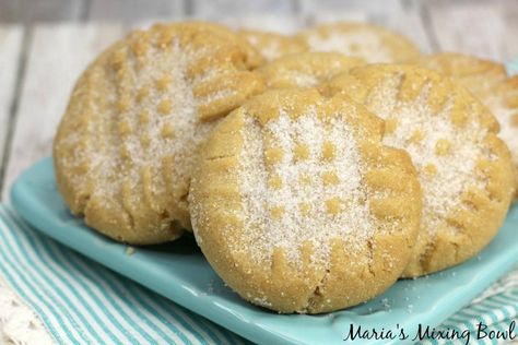 Peanut Butter Cookies Disney Cookies, Classic Cookies, Peanut Butter Cookies, Favorite Cookies, Butter Cookies, Mixing Bowl, Cookie Recipes, Peanut Butter, Peanut