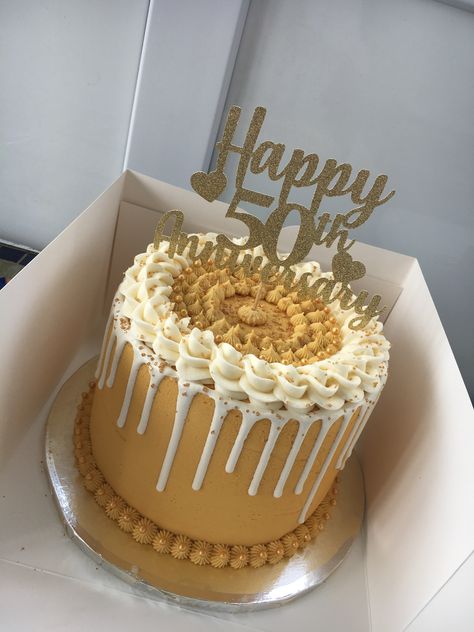 Caramel Cake Decoration, Birthday Cake For Father, Birthday Cake For Mom, Cakes Design, Cake Roll Recipes, Cake Borders, Creative Cake Decorating, Diy Cake Topper, Birthday Cakes For Women