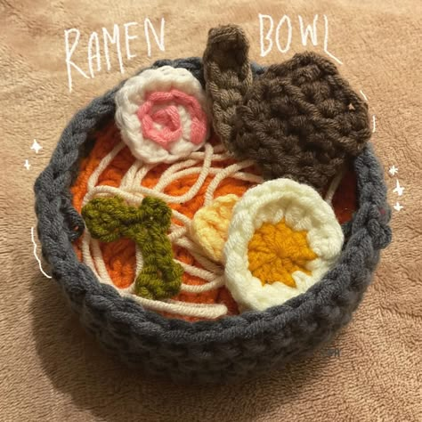 ramen bowl crochet amigurumi plush crochet pattern Ramen Crochet Pattern, Crochet Ramen Noodles, Crochet Ramen Bowl, Crochet Food Free Patterns Easy, Crochet Bread Free Pattern, Crochet Noodles, Easy Cute Crochet Projects, Food Crochet Patterns Free, Crochet Food Animals