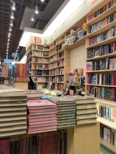 book, bookstore, book , world, carturesti National Bookstore, Harvard Uni, National Book Store, Book World, Dream Aesthetic, Pop Songs, Book Store, Shopping Spree, Bookstore