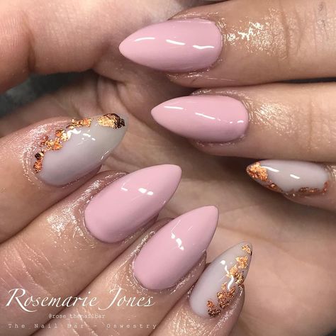 Almond Nails With Gold Foil, Nail Art On Nude Nails, Foil Nails Acrylic, Almond Light Pink Nails, Baby Pink Almond Nails, Almond Nails With Gold, Gold Foil Nail Art, Matte Manicure, Gold Foil Nail