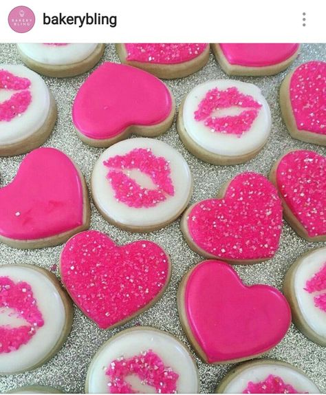 Hot Pink Is hot Hot Pink Cookies Decorated, Hot Pink Party Food, Hot Pink Bridal Shower Cookies, Hot Pink Cookies, Pink Decorated Cupcakes, Hot Pink Sweet 16 Party Ideas, Hot Pink Desserts, Bratz Cookies, Hot Pink Decorations Party