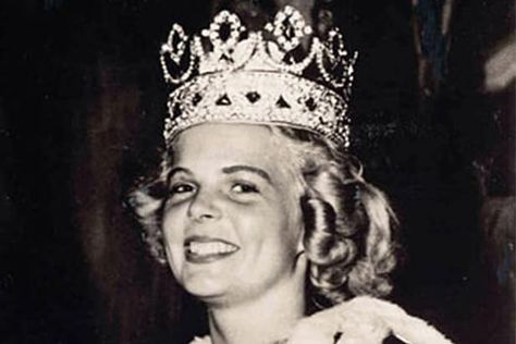 Miss America From 1921 to Present: Meet All the Winners (Photos) Lee Meriwether, Miss Teen Usa, Radio Drama, Vanessa Williams, Teen Usa, Miss Usa, Miss America, Beautiful Inside And Out, Beauty Queen