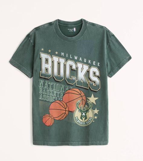 Painted Clothes Diy, Graphic Shirt Design, Shirt Design Inspiration, Basketball Shirts, Painted Clothes, American Clothing, Graphic Tee Design, Men's Tops, Milwaukee Bucks