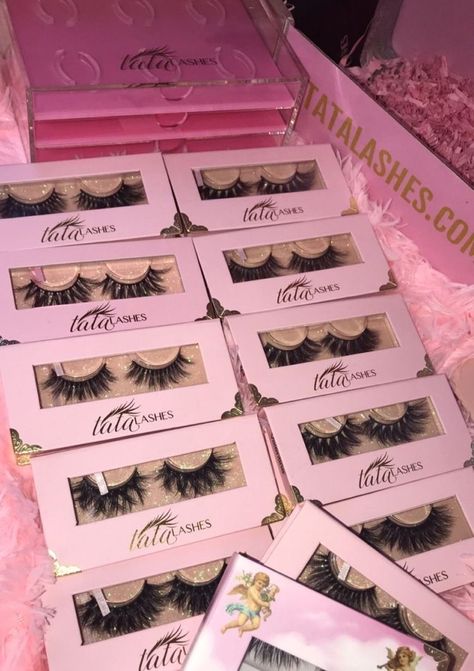 Fake Makeup, Lashes Tutorial, Lash Vendors, Business Photoshoot, Eye Lash Packaging, Lashes Beauty, Acrylic Nails Coffin Pink, Stunning Makeup, Fake Lashes