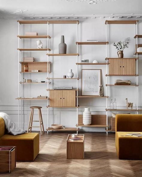 MOEBE (@moebecph) • Photos et vidéos Instagram Wall Shelving Systems, Modular Furniture System, Space Division, Shop Shelving, Modular Walls, Vanity Room, Modular Shelving, Shelving Systems, Modular Furniture