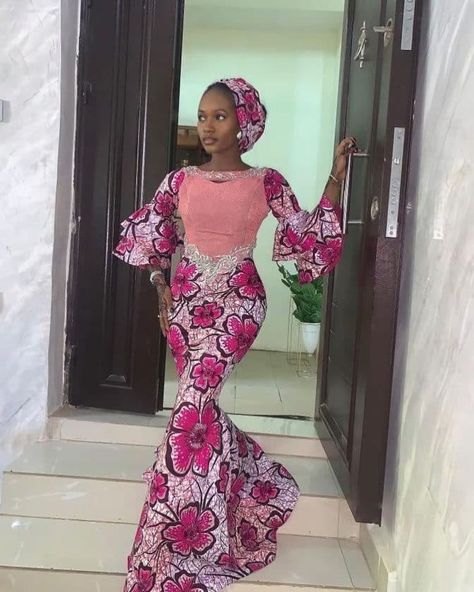 Hausa Style for Ankara Ankara Styles For Teenage Girl, Owanbe Styles, Eid Outfit Ideas, Ankara Dress Designs, Ankara Long Gown, Eid Dress, Ankara Long Gown Styles, African Fabric Dress, Traditional African Clothing