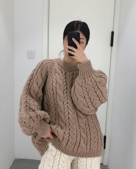 Mr Mittens on Instagram: “@an.ya7886 wearing the Maxi Cable Jumper & Cable Shorts #sale #mrmittens #ilovemrmittens #knitwear #knits #cable” I Love Mr Mittens, Long Sleeve Knitted Cardigan, Jumper Cables, Knit Fashion, Knit Cardigan, Cable, Knitwear, Style Inspiration, Knitting