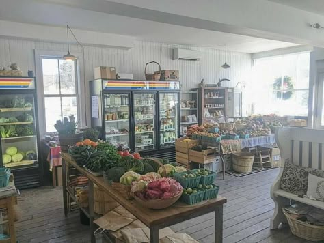 Neighborhood Grocery Store, Coop Grocery Store, Village Grocery Store, Produce Section Grocery Store, Small Mercantile Store, Farm Store Display Ideas, Farm Shop Exterior, Farmers Market Store Ideas, Farm Store Interior