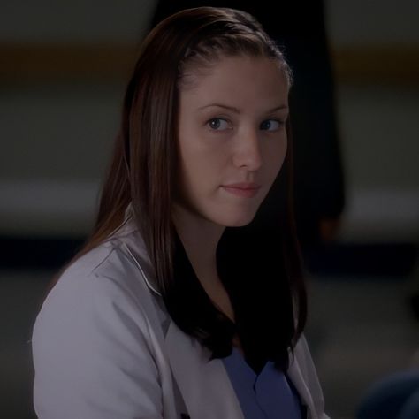 Lexie Grey Short Hair, Lexie Grey Blonde Hair, Izzy Greys Anatomy Hair, Lexie Grey Hairstyles, Lexi Grey, Blonde Lexie Grey Icons, Grey Icons, Grey Hairstyles, Abby Cadabby