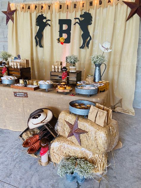 Western Food Table Decoration, Farm Party Food Table, My First Rodeo Snack Table, Cowboy Party Desserts, Cowboy Party Table Decor, First Rodeo Dessert Table, Western Candy Table Ideas, Rodeo Dessert Table, My First Rodeo Birthday Food