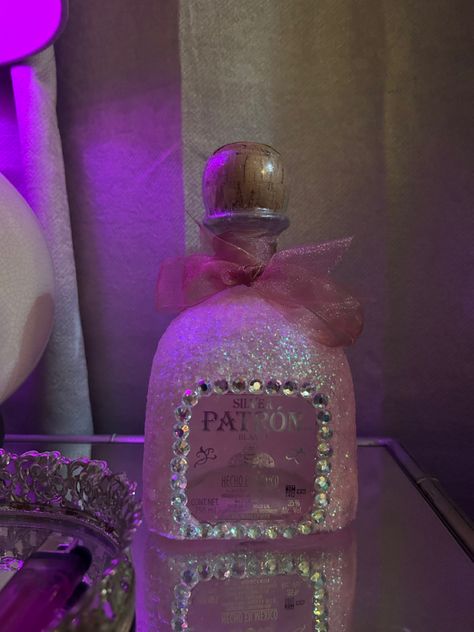 Bottle Decoration Ideas Birthday, Buzzballz Decorated, Pink Patron Bottle, Glitter Patron Bottle, Pink Drinks Alcohol, Patron Alcohol, Glitter Bottle Diy Alcohol, Sparkly Bottles, Decorated Bottles Ideas