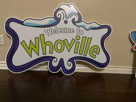 Whoville Yard Decorations, Welcome To Whoville Sign, Whoville Sign, Welcome To Whoville, Grinch Yard Decorations, Christmas Yard Signs, Holiday Yard Decorations, Grinch Decorations, Grinch Christmas Decorations