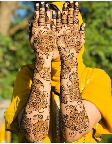 Engagement Henna Designs Arabic, Bridal Khafif Mehndi Designs, Arabic Wedding Mehndi Designs, Bridal Designs Mehendi, Mehandi Design For Engagement, Mehandhi Designs Bridal, Bridal Arabic Mehndi Designs, Mehendi Designs For Engagement, Indo Arabic Mehndi Designs