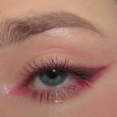 Contour With Blush, Softgirl Makeup, Makeup For Round Eyes, Beach Makeup, Makeup Life Hacks, Sparkly Makeup, Learn Makeup, Pink Eye Makeup, Swag Makeup