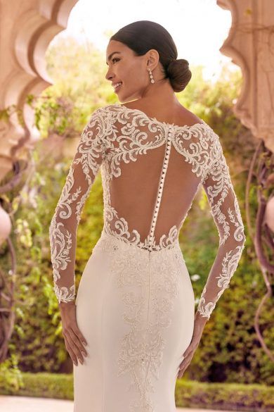 Trend Tattoo, Demetrios Wedding Dress, Demetrios Bridal, Simple Wedding Gowns, Bridal Atelier, Cinderella Wedding, Cathedral Train, Gown Bridal, Crepe Gown