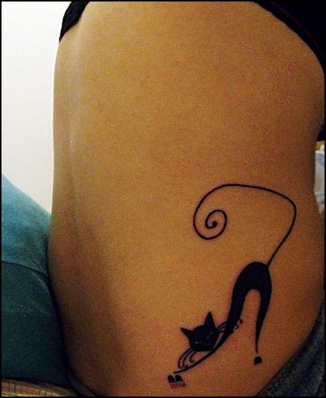 http://tattoomagz.com/blackwork-tattoos/blackwork-tattoo-stretching-cat/ Cat Silhouette Tattoos, Kitty Tattoos, Black Cat Tattoos, Cat Tattoo Designs, Tattoo Feminina, Small Tattoo, Skin Art, Blackwork Tattoo, Love Tattoos