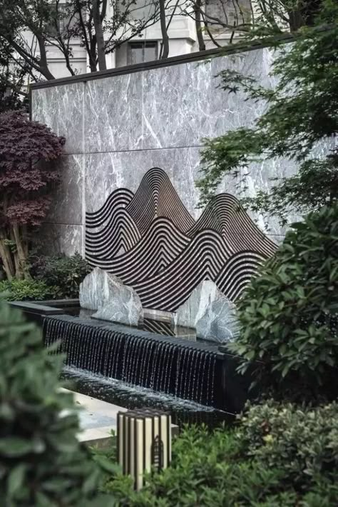 Landscape Waterfall, Water Fountain Design, Compound Wall Design, Water Curtain, Water Feature Wall, Water Landscape, Compound Wall, Japan Garden, Fountain Design