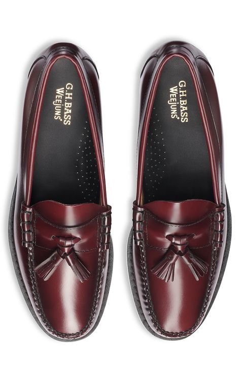 Always look polished in this smooth leather loafer detailed with chunky tassels and perforations on the footbed for added comfort. Leather upper, lining and sole Imported Business Shoe, Best Diamond Rings, Kubler Ross, Vintage Menswear, Look Polished, Man Stuff, Business Shoes, Dream Shoes, Christmas 2024