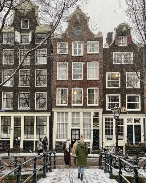 Den Haag Aesthetic, Instagram Amsterdam, Amsterdam Houses, Amsterdam Holland, Aesthetic Winter, City Vibe, Future Life, She Loves, City Life