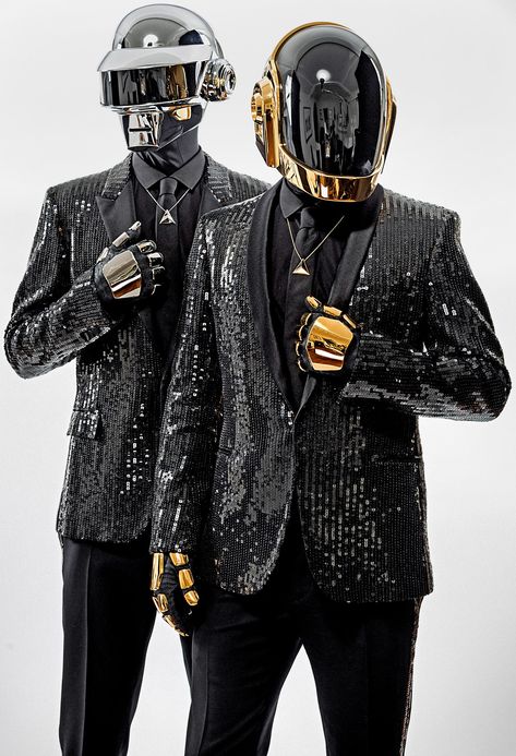 Daft Punk Costume, Punk Costume, R&b Albums, Coachella Music, Club Music, Electronic Dance Music, Daft Punk, Punk Outfits, Electronic Music