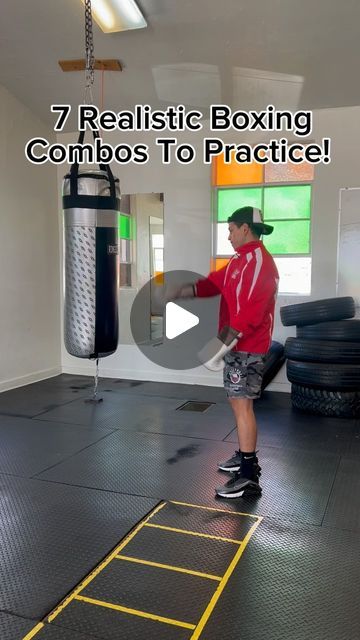 Boxing Combos For Fitness, Kickboxing Workout Routine, Boxing Workout With Bag, Boxing Combos, Kickboxing Workout Video, Boxing Training Routine, Box Workout, Boxing Tips, Boxing Stance