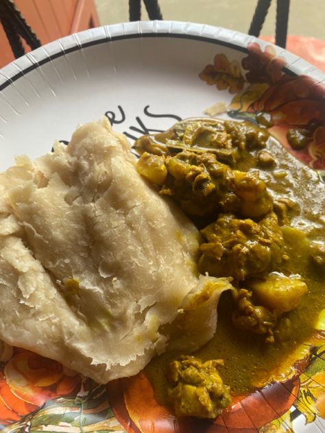 Guyanese Curry, Guyanese Aesthetic, Guyanese Roti, Guyanese Food, Guyana Aesthetic, Guyana Food, Guyanese Recipes, Trinidad Recipes, Trini Food