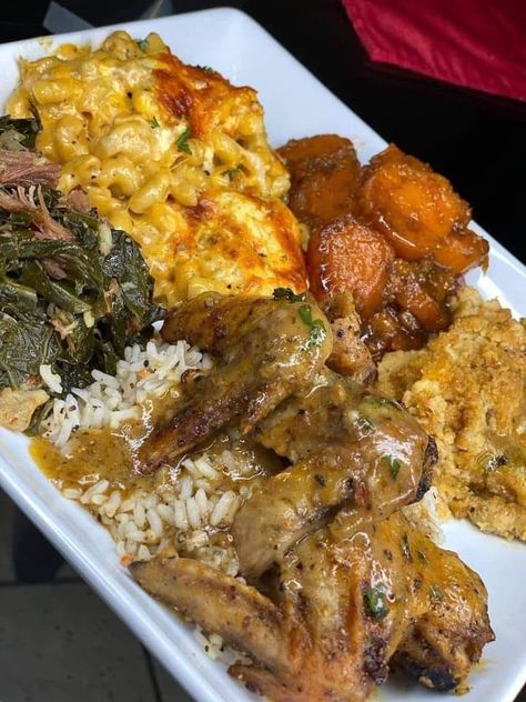 Food Plates, Southern Recipes Soul Food, Soul Food Dinner, Food Babe, People Food, Food Therapy, Yummy Comfort Food, Good Eat, Food Dinner