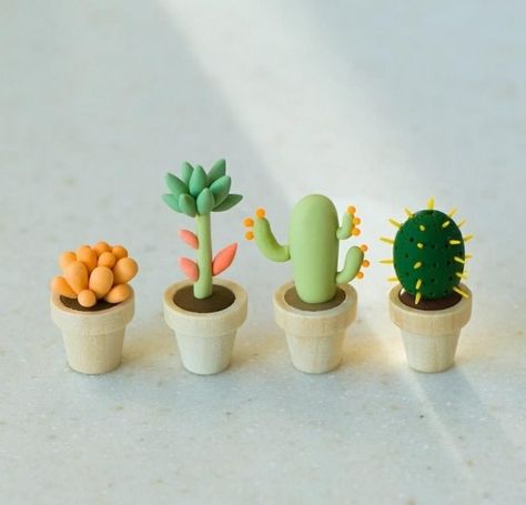 Pflanzen Modelliermasse Polymer Clay Cactus, Clay Date, Cactus Clay, Clay Cactus, Date Ideas For Couples, Diy Polymer Clay, Elf House, Flower Sculptures, Cactus Design