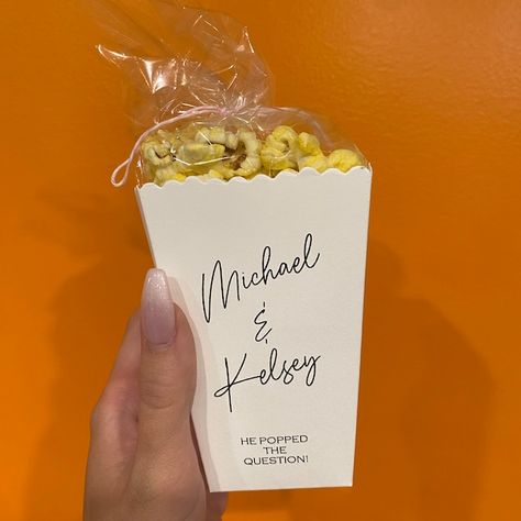 Custom Printed White Ink Wedding Popcorn Box Popcorn Favor - Etsy Popcorn Bags Wedding, Popcorn Favor, White Chalkboard, Popcorn Wedding, Popcorn Bag, Popcorn Favors, Popcorn Bags, Popcorn Box, Chalkboard Wedding