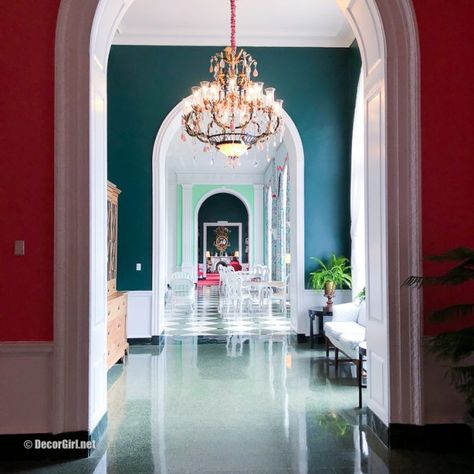 Greenbrier Resort, The Greenbrier, Kindel Furniture, Dorothy Draper, Grand Entryway, Beautiful Entryways, The World Of Interiors, Interior Design School, Interior Design Awards