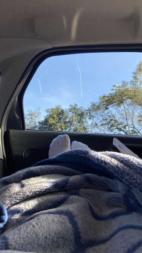 Theme Park Outfit Summer, Sleeping In Car, The Fall Movie, Sleep In Car, Dream Dates, Car Trip, Travel Bag Essentials, Royalty Aesthetic, New Photo Download