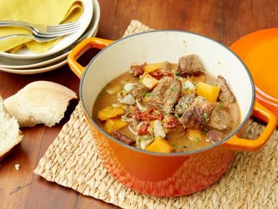 Beef and Butternut Squash Stew Beef And Butternut Squash, Squash Stew, Butternut Squash Stew, Harvest Recipes, Butternut Squash Recipes, Giada De Laurentiis, Beef Stew Recipe, Stew Recipe, Cooking Channel