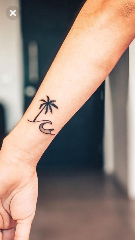 Photography Meaningful, Ink Art Ideas, Image Rose, Ribcage Tattoo, To Love, Palm Tree Tattoo, Small Tattoos Simple, Bad Tattoos, Tattoo Design Ideas