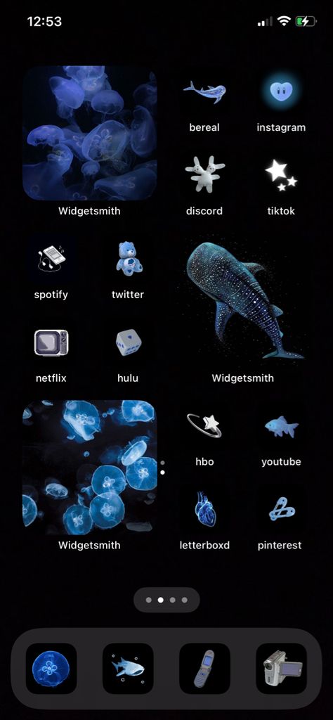 Marine Life Widgets, Marine Life Wallpaper Iphone, Shark Themed Iphone, Sea Animal Phone Theme, Jellyfish Homescreen Ideas, Aquatic Home Screen, Wallpaper And App Icons Ideas, Ocean Themed Phone Icons, Jellyfish Phone Wallpaper