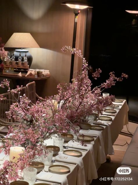 Spring Branches, Table Florals, Floral Couture, Okayama Japan, Moody Florals, Wedding Dining, Engagement Dinner, Ocean Wedding, Eclectic Wedding