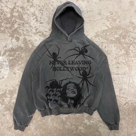 Lowheads on Instagram: “Hollywood Staple from Neverleavinghollywood Available on Lowheads.com @neverleavinghollywood #streetwear #streetwearfashion…” Gothic Hoodies, Oversized Hoodie Men, Harajuku Goth, Goth Harajuku, Goth Streetwear, Oversize Pullover, Tracksuit Men, Street Sweatshirt, Outfit Vintage