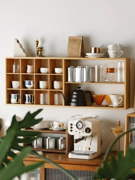 ⭐ Modern solid wood double rectangular shelf, floating wall mounted art shelves, beautiful for display of your coffee tea mug cup,mini plant pots, crystals, jewellery, essential oils, etc. ⭐ The coffee mug shelf is ideal above a coffee bar, on the wall in your kitchen or at living room for decorations.It's even ideal for storing perfumes and makeup in the bedroom or for storing items such as toilet papers and towels in your bathroom. ❤️ To make home more sweet <3 Material:  Beech/Cherry/Walnut W Wood Display Shelf, Coin Café, Wall Mounted Shelf, Bar Station, Mug Display, Coffee Nook, Home Coffee Bar, Coffee Bar Home, Coffee Corner