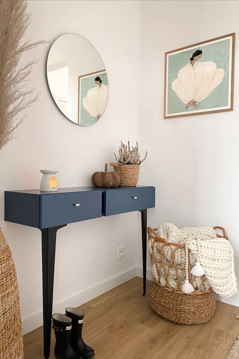 The Colours console table enveloped in a trendy navy blue veneer, combined with gold handles and black accessories - base and glossy panel between drawers - can make a stunning effect in your home. The top rests on sleek, tapered iron legs, which lend an airy, floating feel. The clean corner arch on the right front is like a signature that emphasizes the unique character of this piece. Basement Flat, Float Dress, Console Design, Matching Furniture, How To Clean Metal, Minimalist Interior Design, Minimalist Interior, Interior Design Styles, Dressing Table