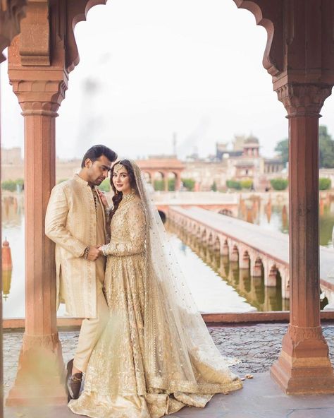 Hania Amir And Farhan Saeed Photoshoot, Hala Hamza Mere Humsafar, Nikkah Pics, Nikkah Poses, Nikah Photoshoot, Nikkah Pictures, Nikkah Photoshoot, Nikkah Shoot, Hala Hamza