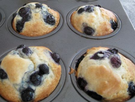 Bisquick Blueberry Muffins Bisquick Blueberry Muffins, Bisquick Muffins, Muffins Blueberry, Blueberry Muffins Recipe, Muffins Recipes, Bisquick Recipes, Muffin Recipes Blueberry, Blueberry Recipes, Blueberry Muffins