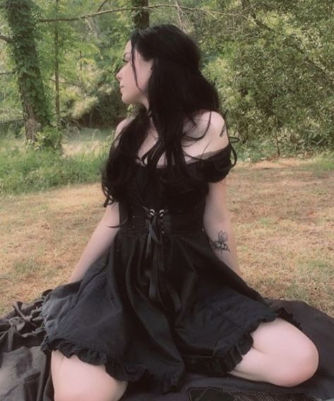 Fairy Picnic, Moda Grunge, Goth Fairy, Alt Outfits, Picnic Dress, Goth Aesthetic, Gothic Outfits, Goth Outfits, Alternative Outfits