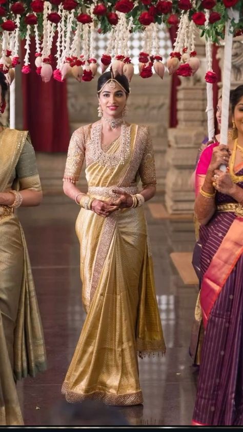 Gold Pattu Saree Indian Bridal, Engagement Half Saree South Indian, Gold Kanchipuram Bridal Saree, Golden Half Saree, Bridal Pattu Sarees Wedding, Thalambralu Saree, Gold Pattu Saree, South Indian Bride Jewellery, Traditional Saree Blouse Designs