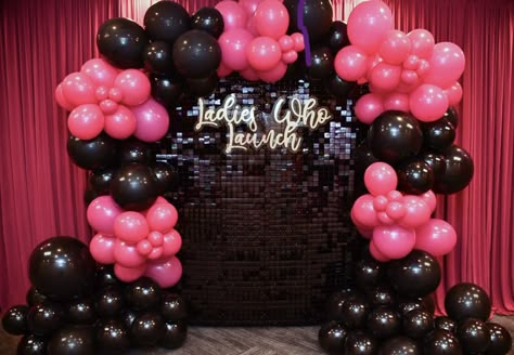 Black And Hot Pink Balloon Garland, Pink Black Balloon Garland, Black Pink Balloon Decor, Black Pink Birthday Theme Decor, Black And Pink Photo Backdrop, Pink Black And Gold 40th Birthday Party, Hot Pink And Black Balloon Arch, Pink And Black Theme Birthday Party, Black And Hot Pink Birthday Party