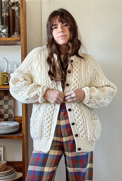 Vintage Winter Cardigan, Aran Cardigan Outfit, Vintage Knitted Cardigan For Cold Weather, Winter Vintage Crew Neck Cardigan, Fisherman Sweater Cardigan, Vintage Wool Cable Knit Cardigan, Aran Cardigan, Cardigan Outfit, Style Cardigan